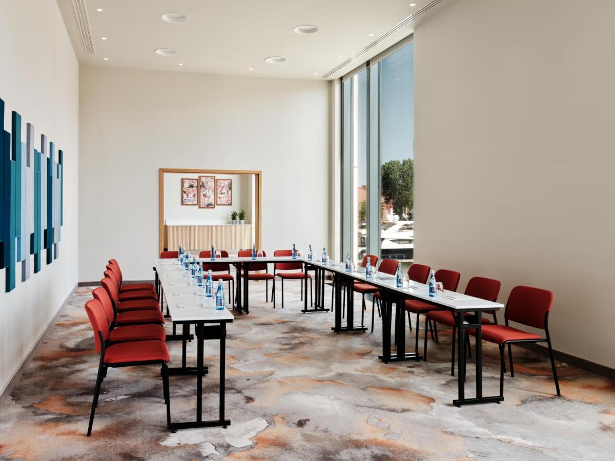 Holiday Inn Gdansk - City Centre By Ihg Exterior photo