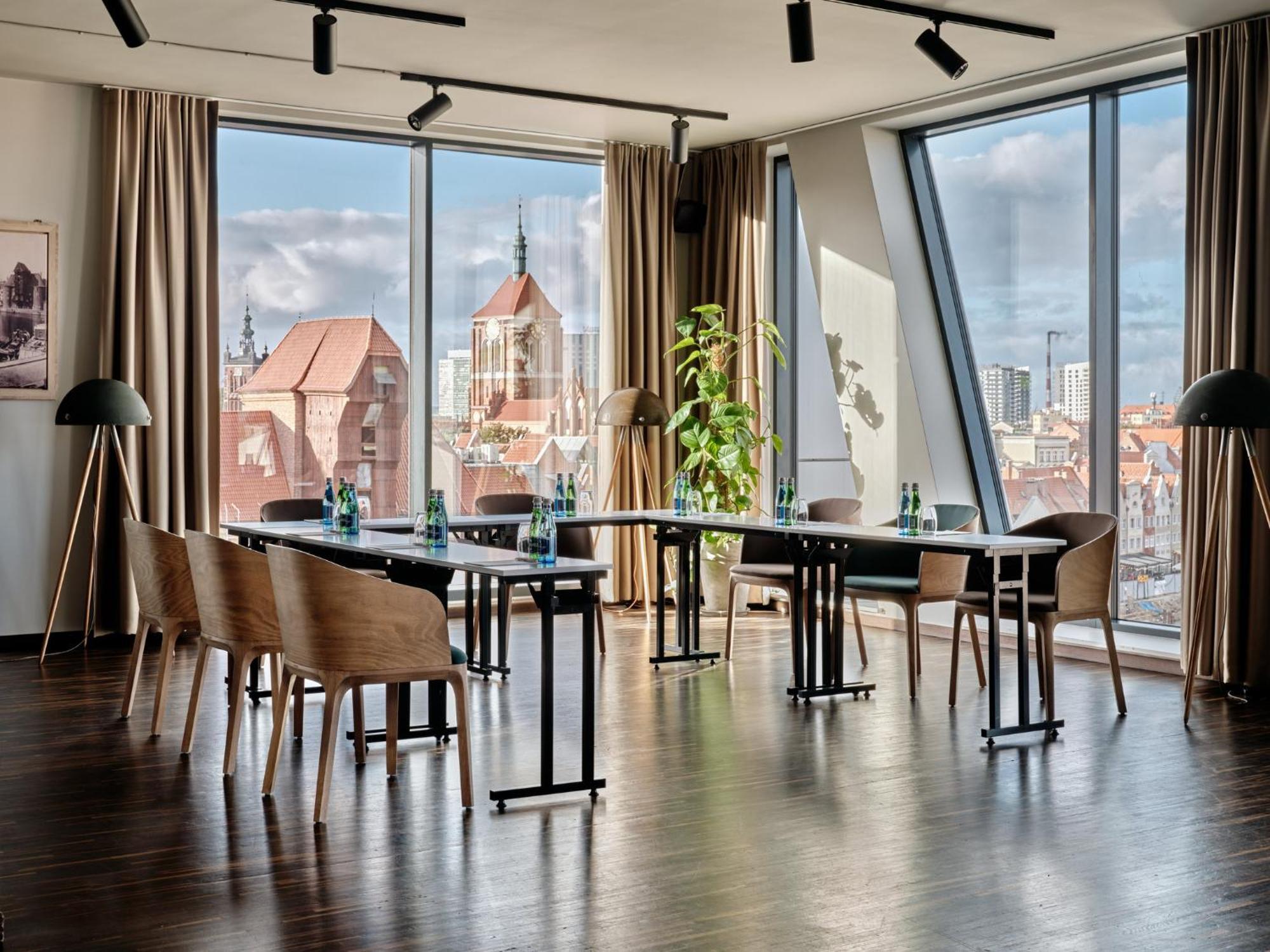 Holiday Inn Gdansk - City Centre By Ihg Exterior photo