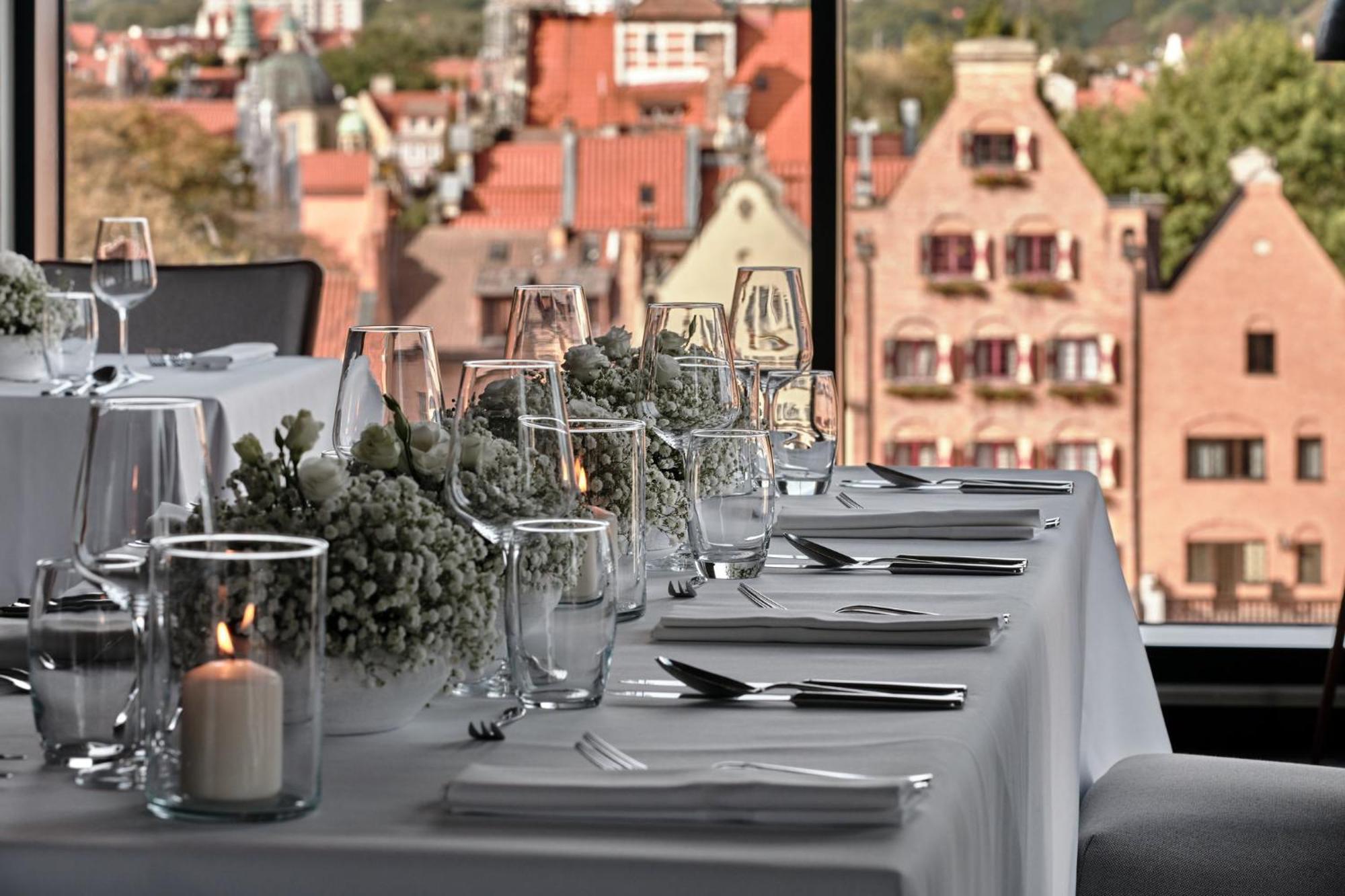 Holiday Inn Gdansk - City Centre By Ihg Exterior photo